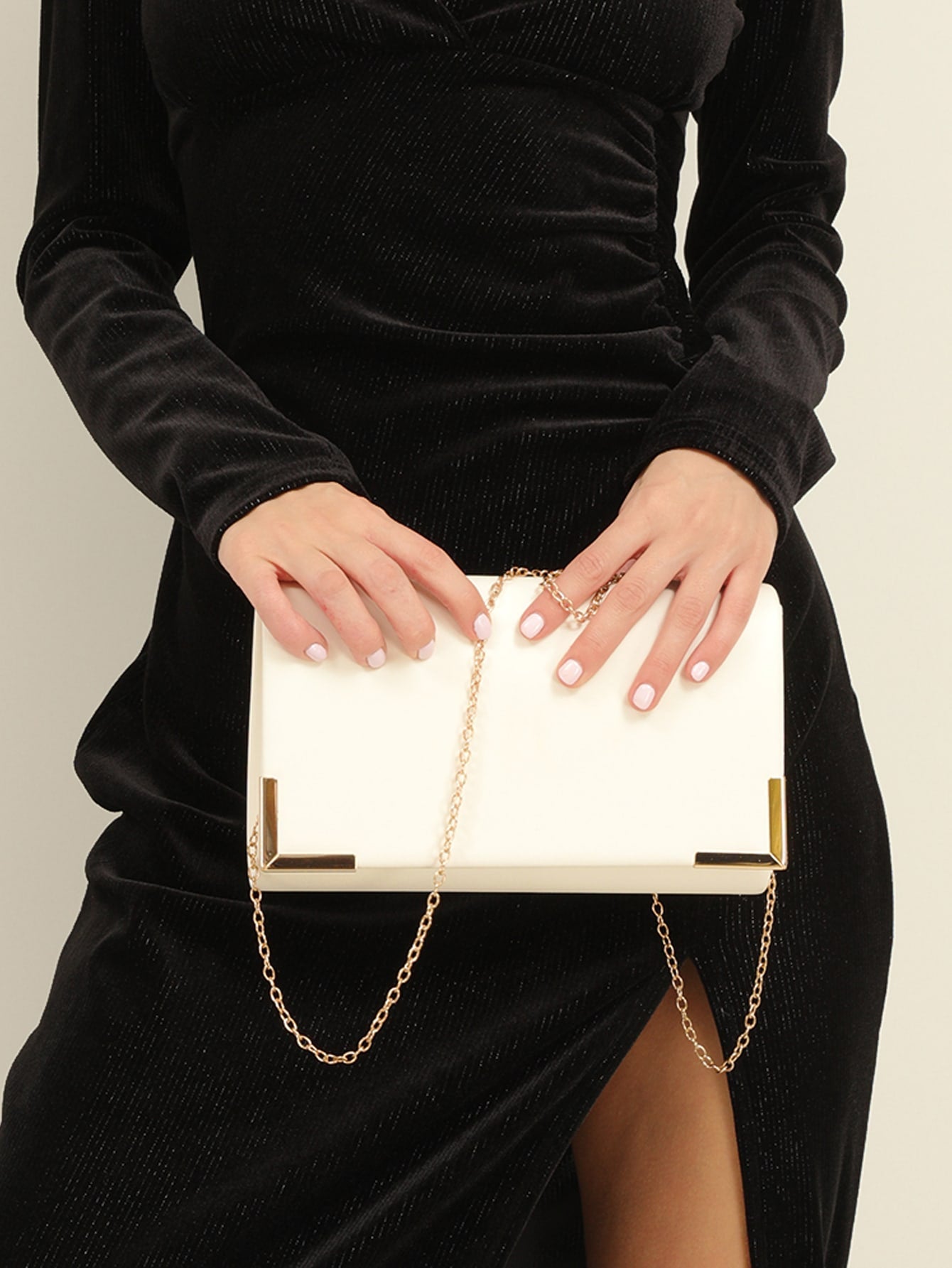 1pc Solid Color Pu Magnetic Chain Clutch Bag, Suitable For Daily Use, Dating And Parties