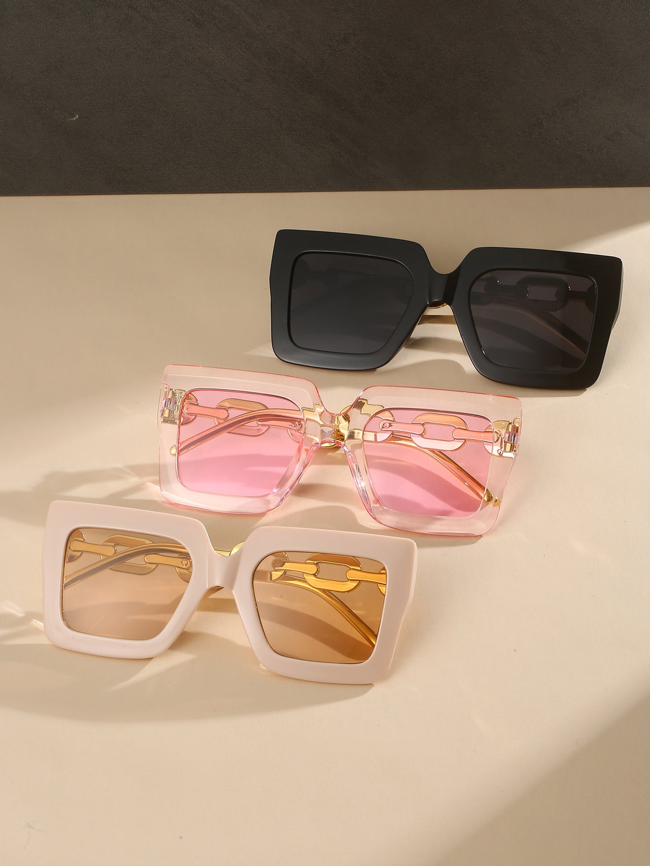 3pcs Plastic Frame Fashionable Sunglasses For Summer Beach