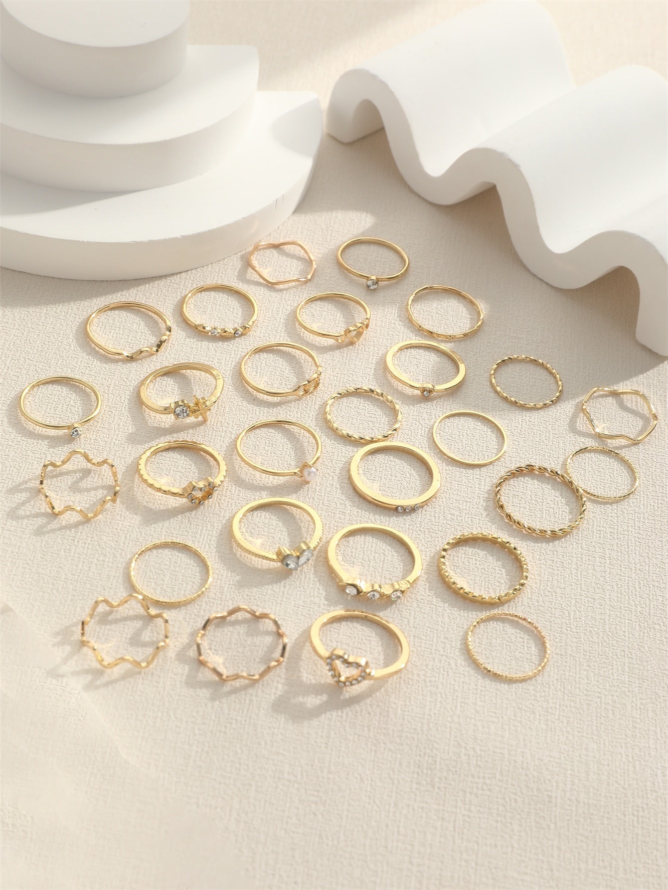 28pcs/set Fashionable Ring Set With Heart Shaped Design, Geometric Style And Bohemian Element Accent