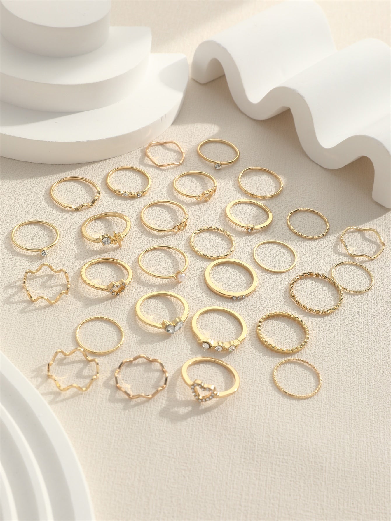 28pcs/set Fashionable Ring Set With Heart Shaped Design, Geometric Style And Bohemian Element Accent