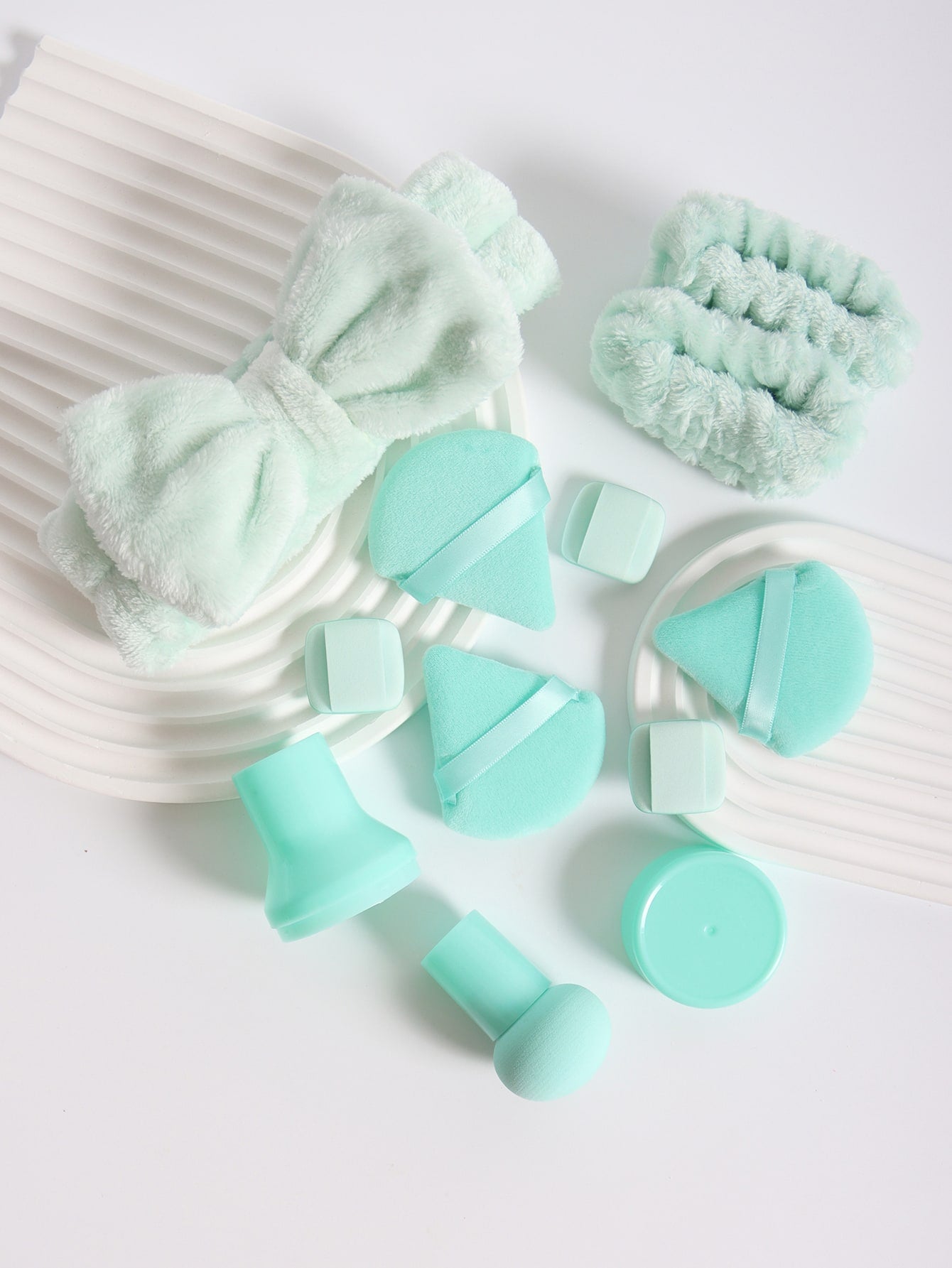 Makeup Sponge Set (10pcs) Includes 3pcs Triangle Loose Powder Puffs, 1pc Bowknot Headband, 2pcs Wristband, 3pcs Mini Air Cushion Puffs And 1pc Mushroom Shaped Blender Sponge. These Multicolor Make-up Sponges Can Be Used With Liquid, Cream And Powder Produ