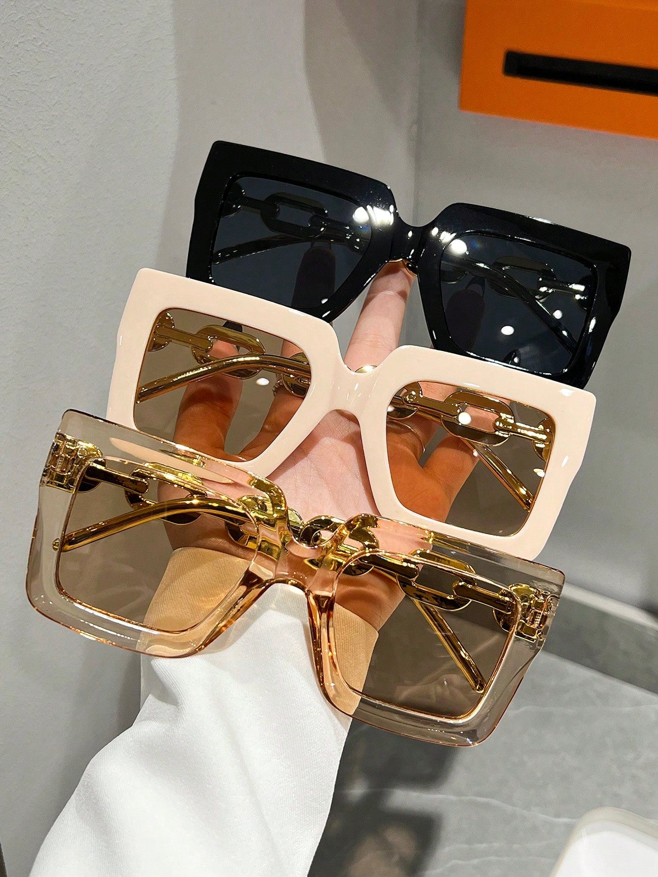 3pcs Plastic Frame Fashionable Sunglasses For Summer Beach