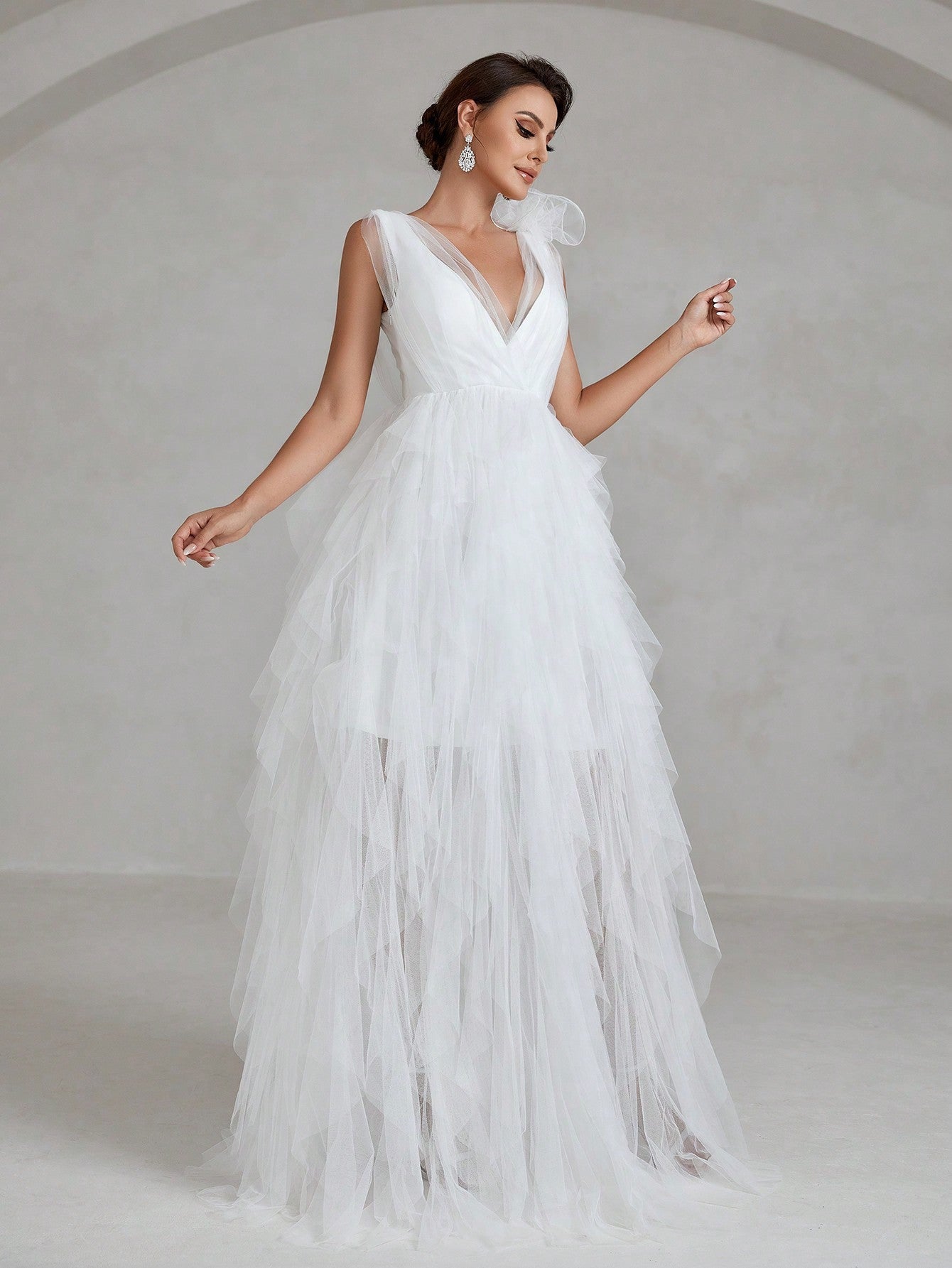 Plunging Neck Floor Length Mesh Wedding Dress