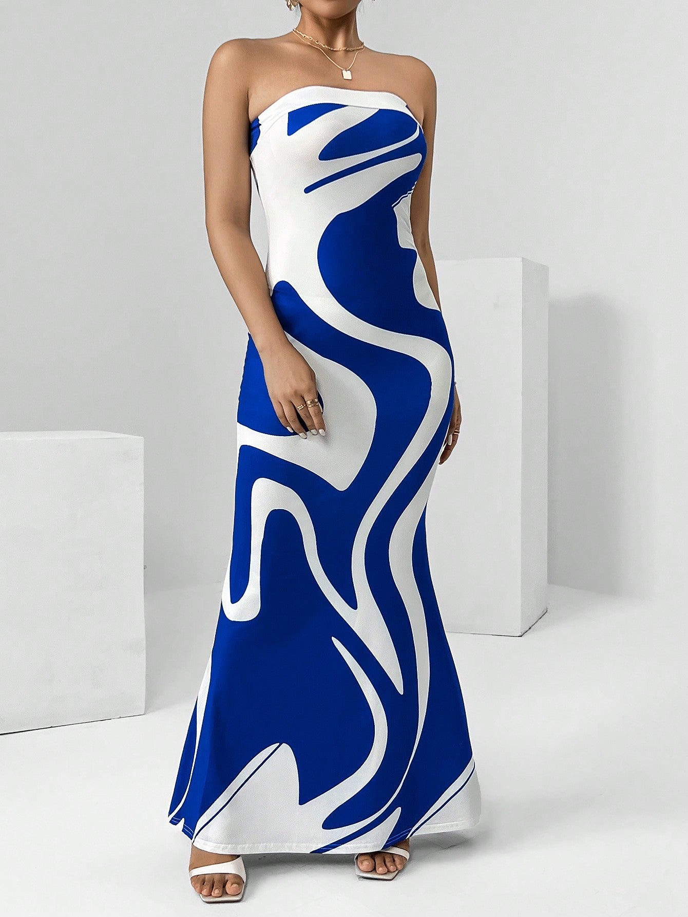 Privé Graphic Print Tube Dress