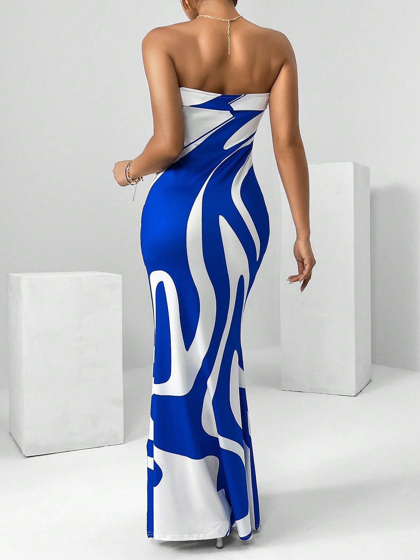 Privé Graphic Print Tube Dress