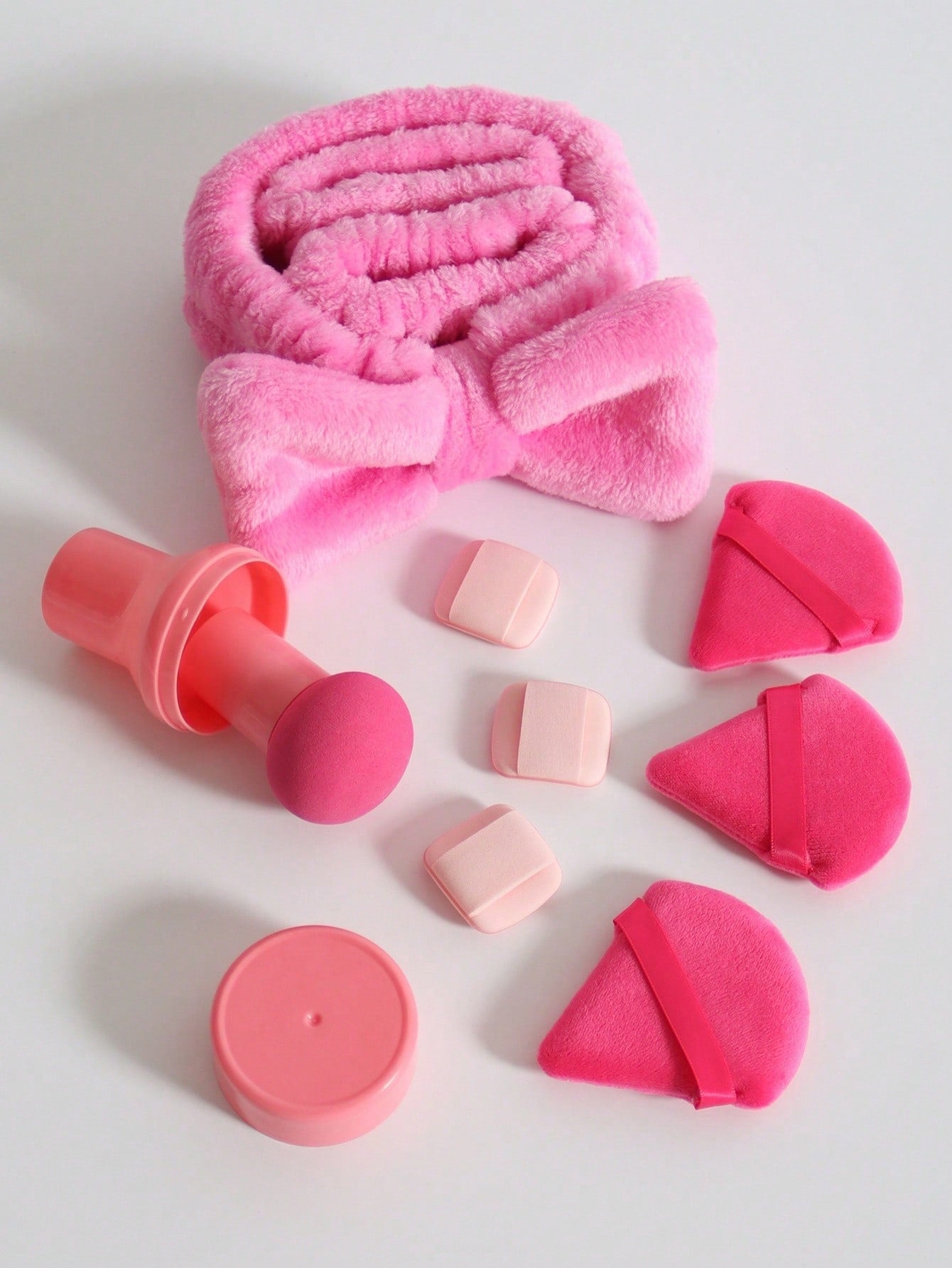 Makeup Sponge Set (10pcs) Includes 3pcs Triangle Loose Powder Puffs, 1pc Bowknot Headband, 2pcs Wristband, 3pcs Mini Air Cushion Puffs And 1pc Mushroom Shaped Blender Sponge. These Multicolor Make-up Sponges Can Be Used With Liquid, Cream And Powder Produ