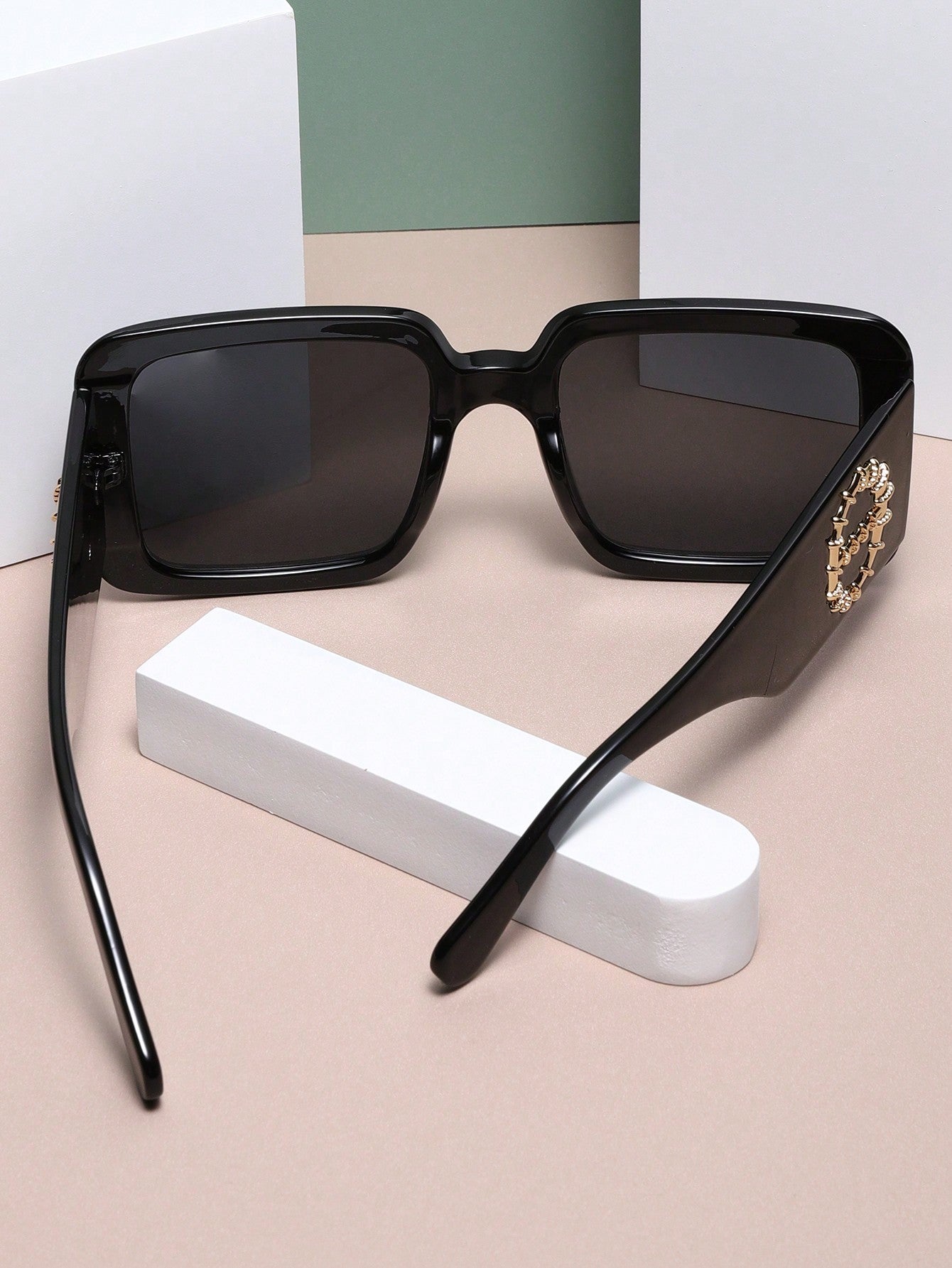 Tortoiseshell Square Frame Fashion Glasses