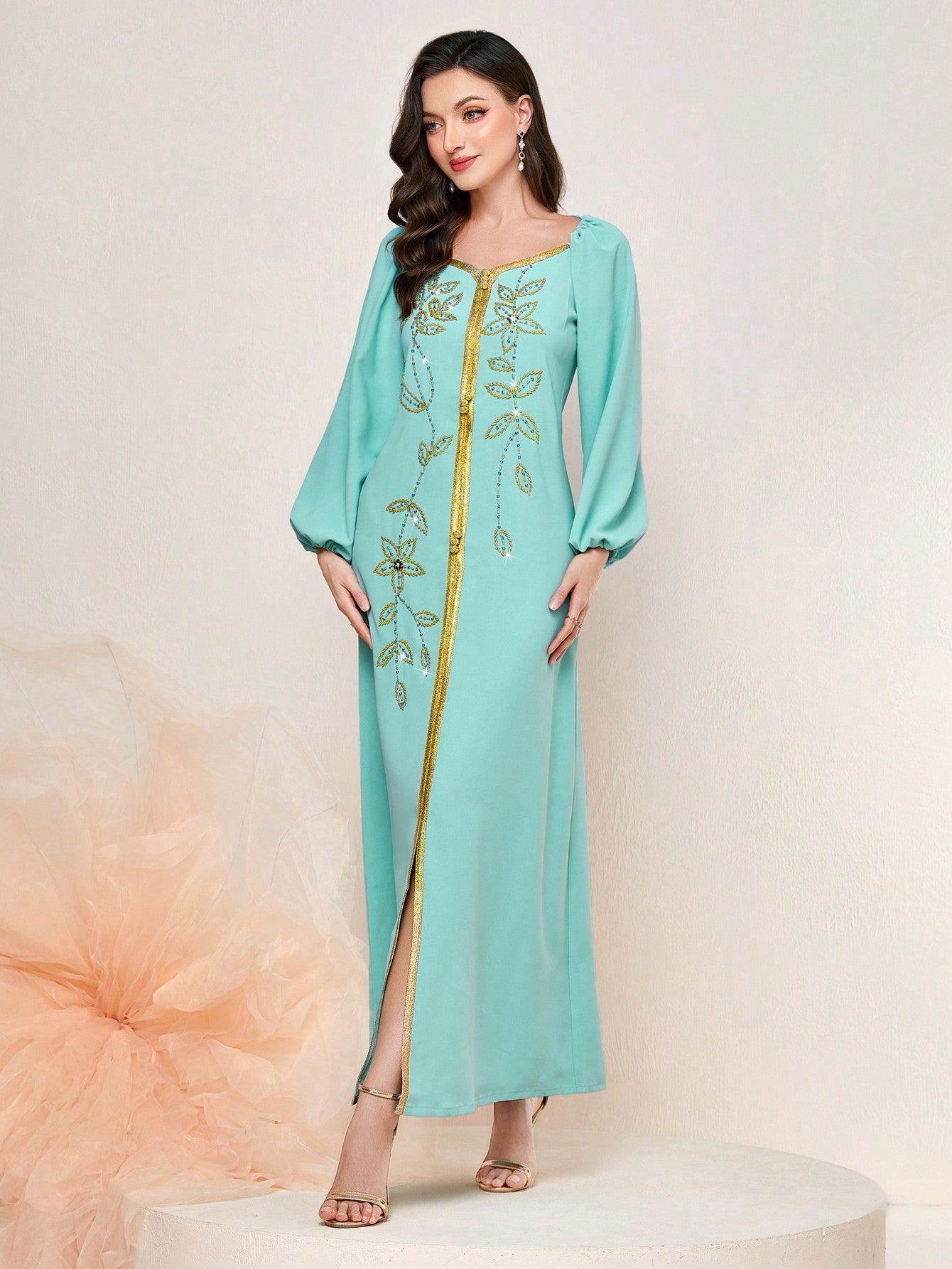 Najma Floral Embroidery Lantern Sleeve Split Hem Kaftan