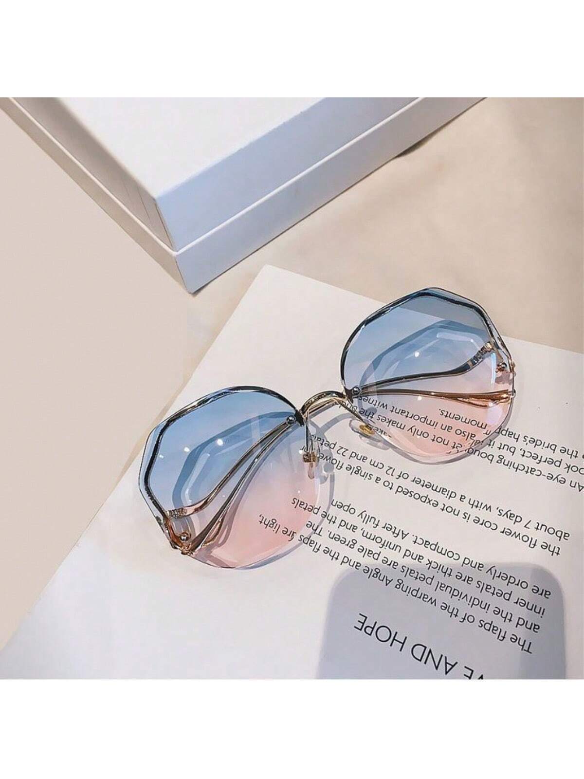 1pc Metal Frameless Rhinestone Cut Edge Men/women Sunglasses New Version Square Sun Glasses Female Korean Style Trendy Fashionable Vintage Shades For Street Snap Purple Gradient Lens Elegant Uv-resistant Sun Glasses Female Elegant Sunglasses High-level Lo