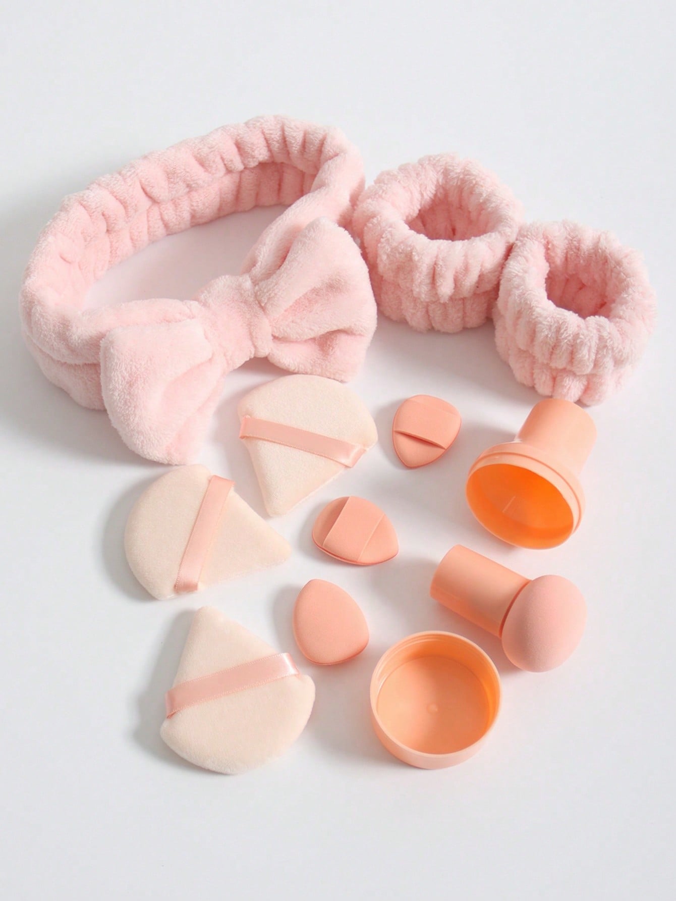 Makeup Sponge Set (10pcs) Includes 3pcs Triangle Loose Powder Puffs, 1pc Bowknot Headband, 2pcs Wristband, 3pcs Mini Air Cushion Puffs And 1pc Mushroom Shaped Blender Sponge. These Multicolor Make-up Sponges Can Be Used With Liquid, Cream And Powder Produ