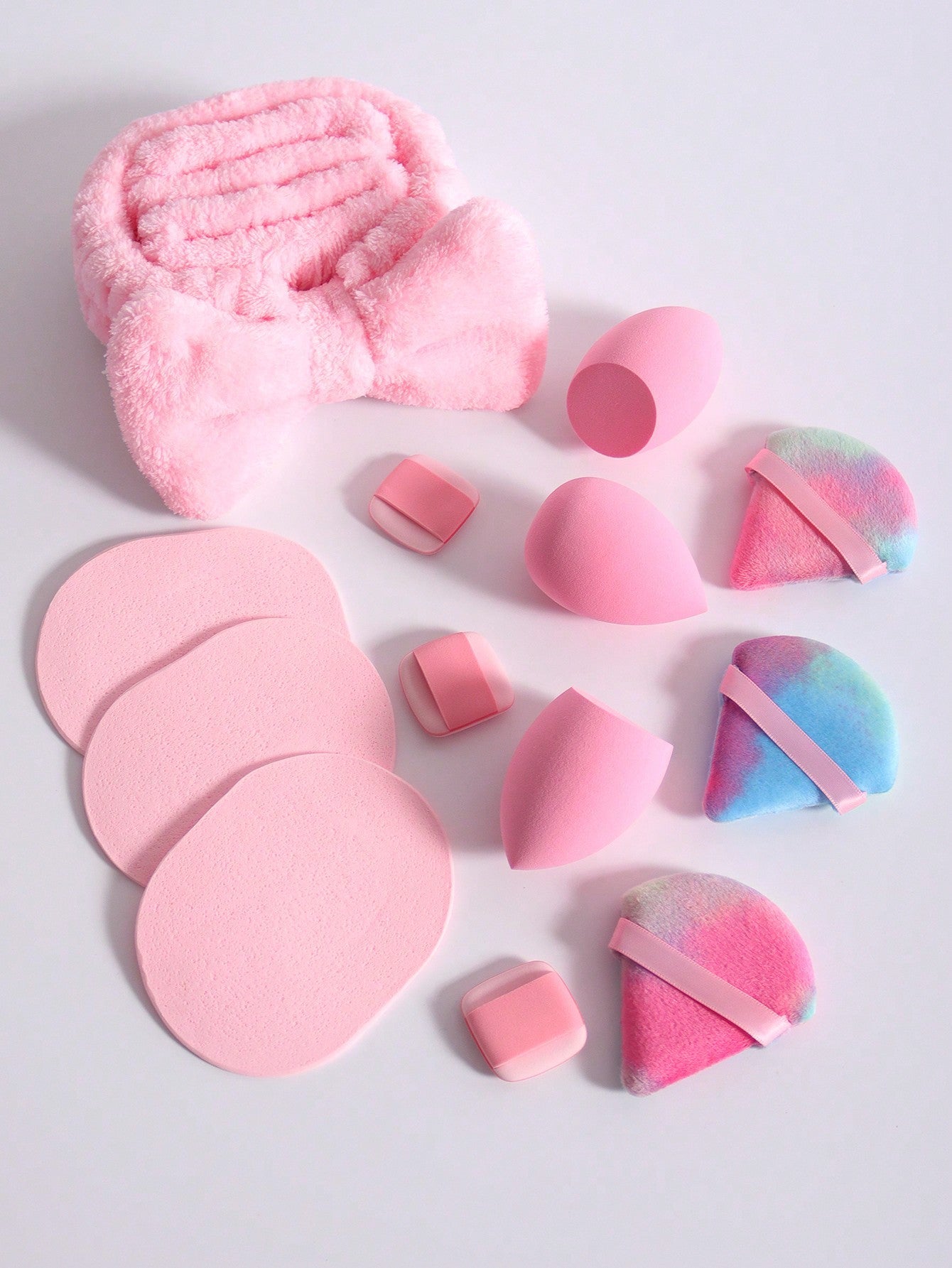 Makeup Tools Set Of 15 Including 1 Butterfly Knot Headband & 2 Wristbands & 3 Makeup Sponges & 3 Mini Makeup Sponges & 3 Triangle Loose Powder Puffs & 3 Facial Cleaning Sponges. Foundation Blending Beauty Sponge, Suitable For Liquid, Cream And Powder, Mul