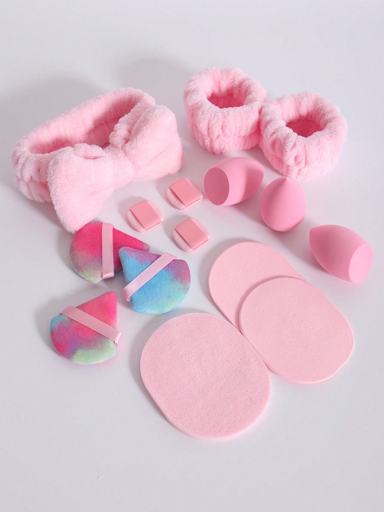 Makeup Tools Set Of 15 Including 1 Butterfly Knot Headband & 2 Wristbands & 3 Makeup Sponges & 3 Mini Makeup Sponges & 3 Triangle Loose Powder Puffs & 3 Facial Cleaning Sponges. Foundation Blending Beauty Sponge, Suitable For Liquid, Cream And Powder, Mul