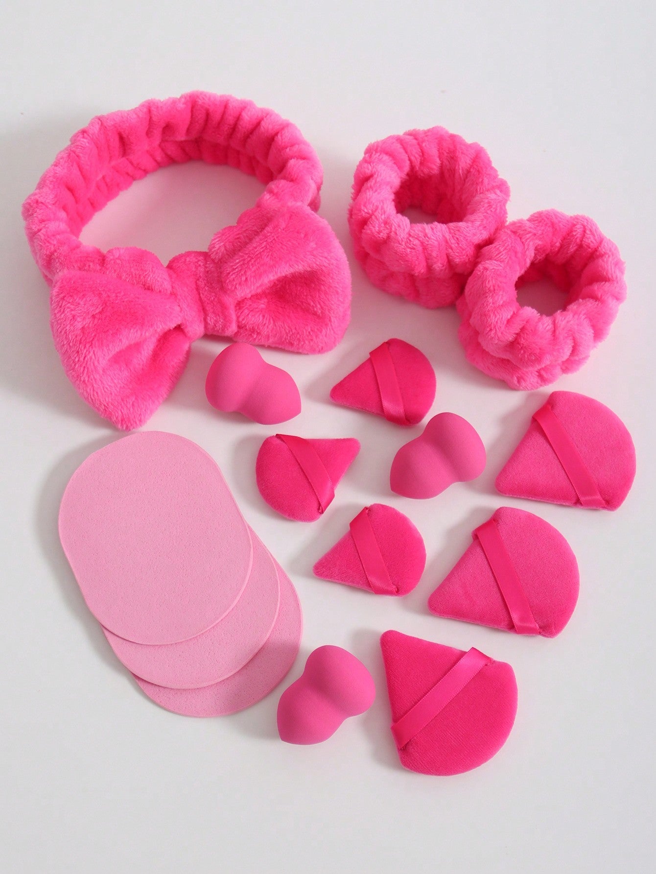 Makeup Tools Set Of 15 Including 1 Butterfly Knot Headband & 2 Wristbands & 3 Makeup Sponges & 3 Mini Makeup Sponges & 3 Triangle Loose Powder Puffs & 3 Facial Cleaning Sponges. Foundation Blending Beauty Sponge, Suitable For Liquid, Cream And Powder, Mul