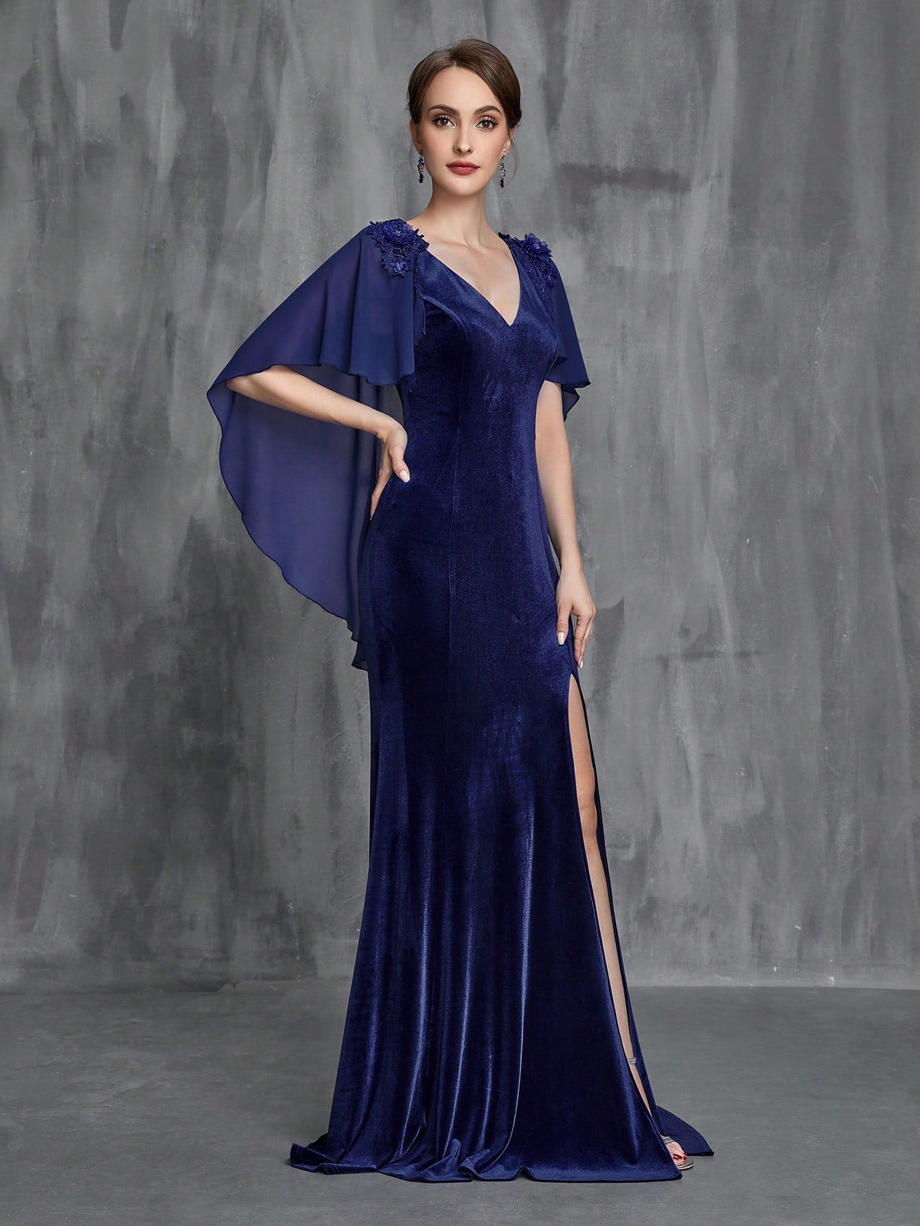 Women'S Plunging Neck Split Mermaid Velvet Dress