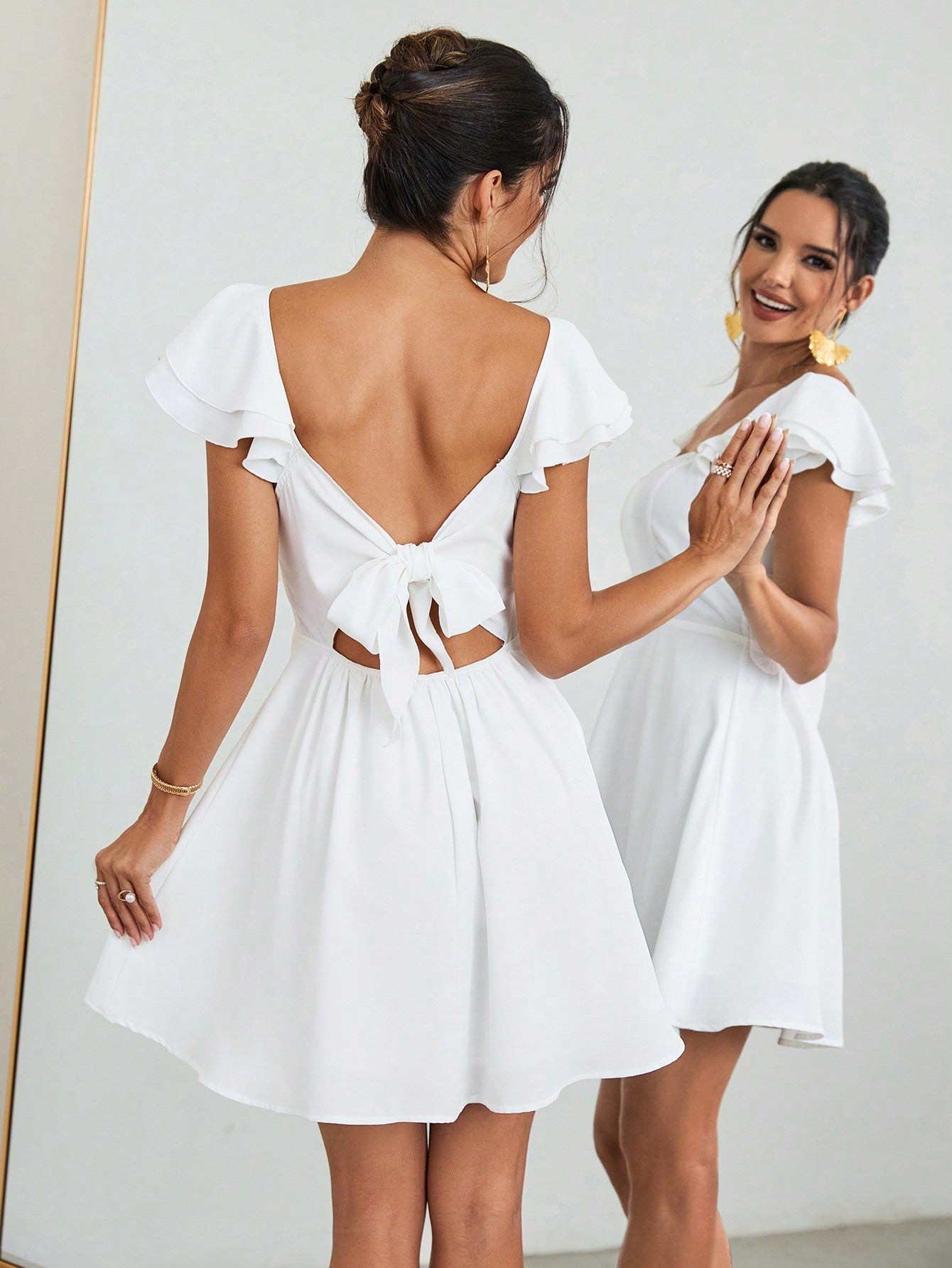 Privé Women's White Backless Swing Dress With Umbrella Skirt For Valentine's Day, Holiday, Spring, Summer