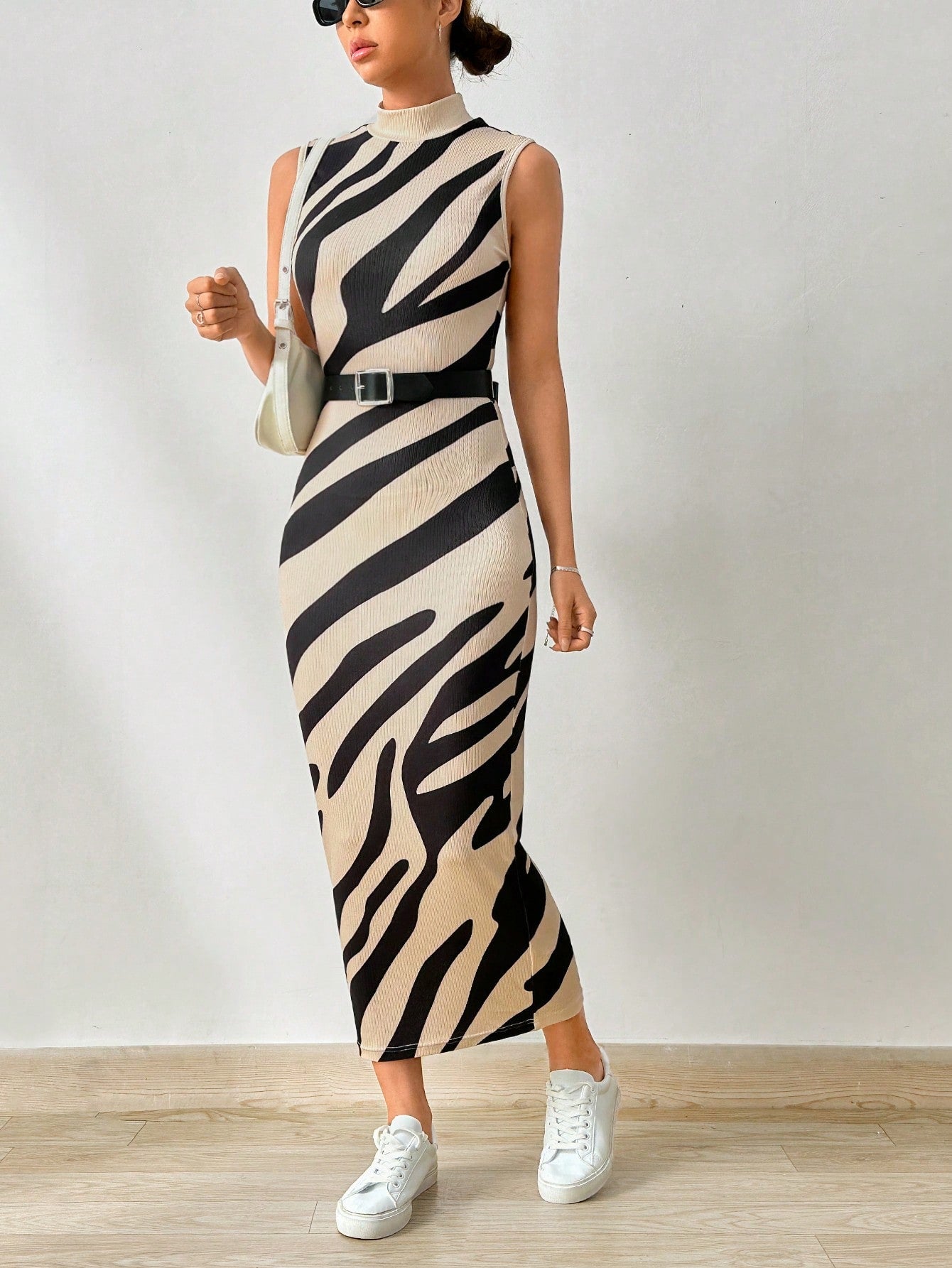 Essnce Women'S Zebra Print Stand Collar Dress