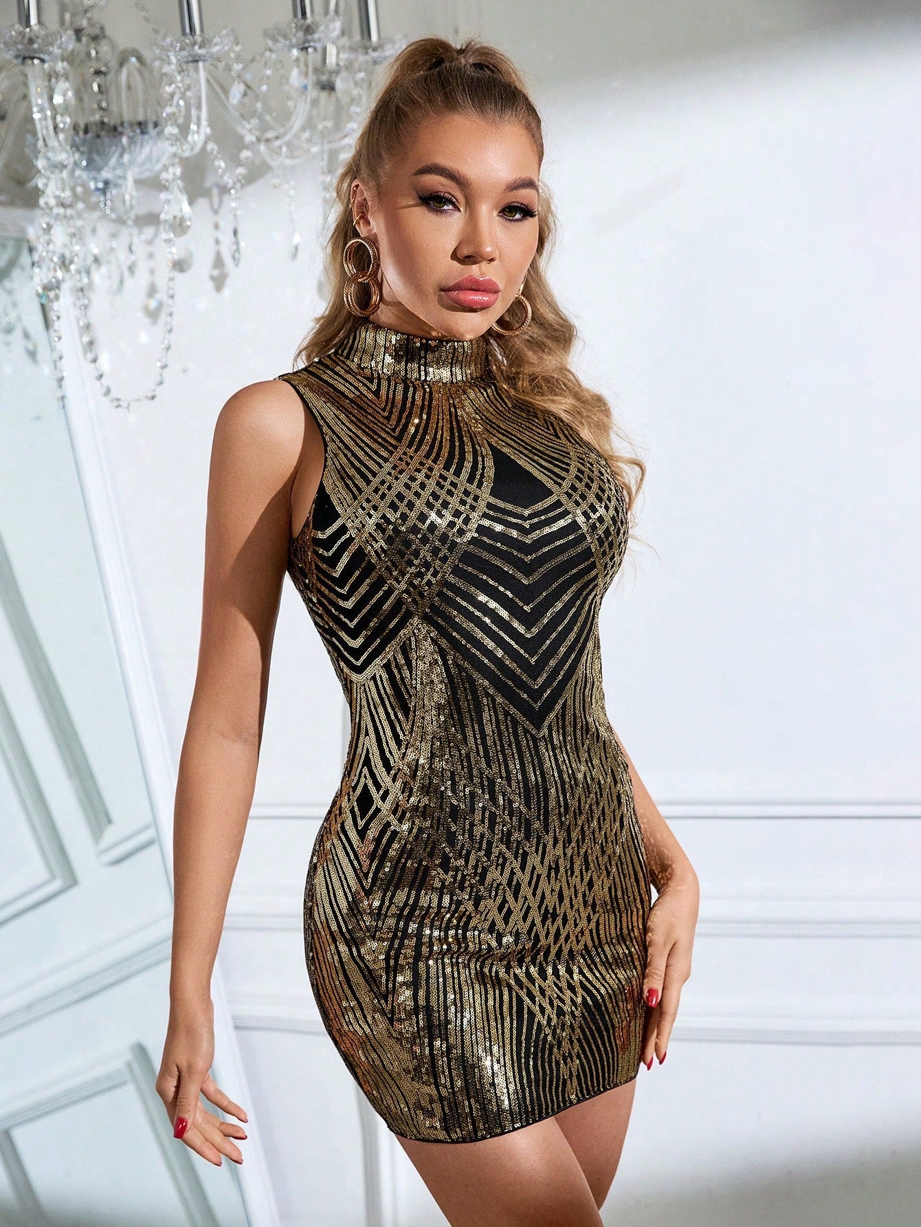 Women'S Sequined Mini Bodycon Dress With Floral Print, High Neck, Sleeveless, And Fitted Waist For Party Evening