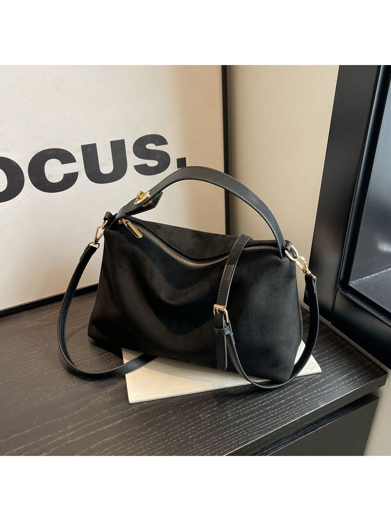 1PU Sanded Leather Vintage Single Shoulder Crossbody Bag Senior Sense Handbag Fashionable Women Out New Fashion Satchel