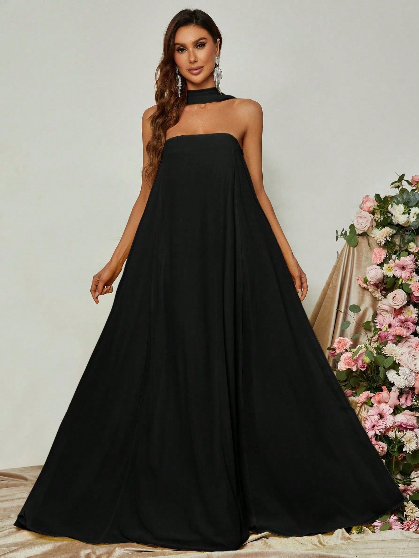 Choker Neck Backless Maxi Formal Dress